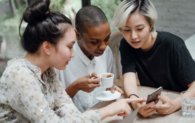 Comment 5 Groupes Hôteliers Recrutent Grâce Aux Médias Sociaux